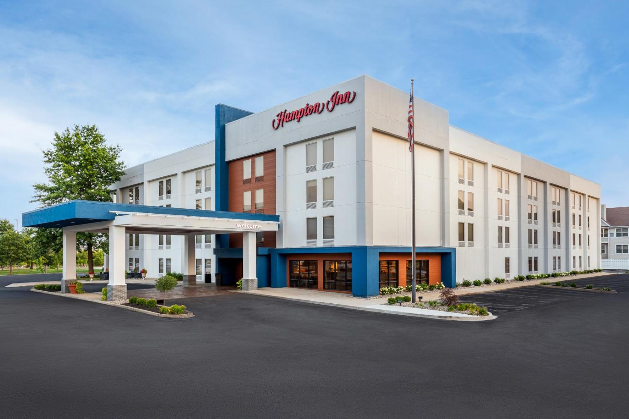 Hampton Inn Louisville Airport Fair/Expo Center Exterior photo